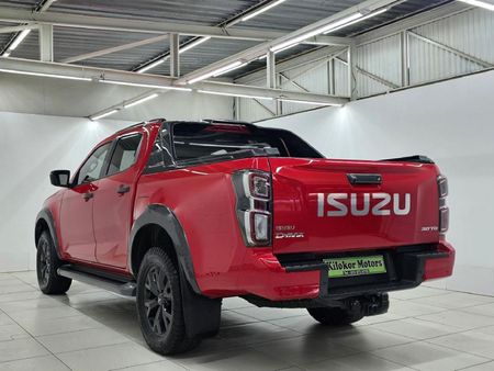 2023-Isuzu-D-Max-30-DDI-V-Cross-HR-Auto-Double-Cab_3