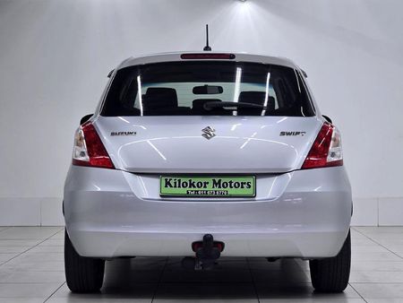 2017-Suzuki-Swift-14-GLS_4