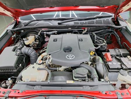 2025-Toyota-Hilux-28-GD-6-Raised-Body-Legend-4x4-Auto-Extended-Cab_19