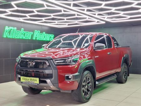 2025-Toyota-Hilux-28-GD-6-Raised-Body-Legend-4x4-Auto-Extended-Cab_2