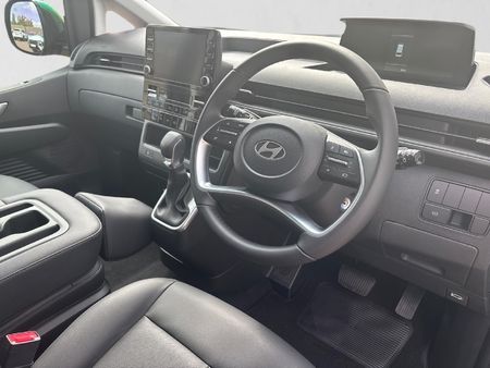 2026-Hyundai-Staria-22d-Executive-Auto_12