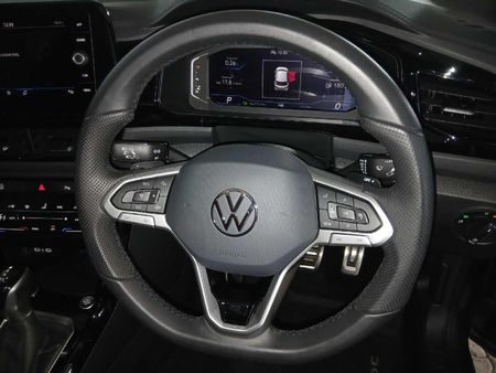 2026-Volkswagen-T-Roc-20-TSI-4M-R-Line-Auto_10