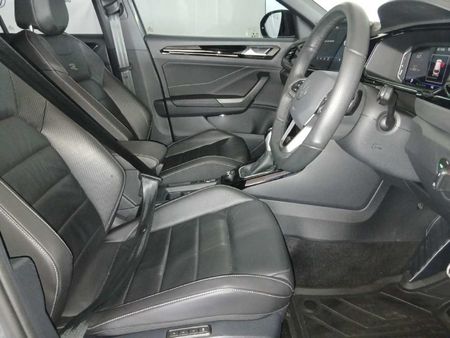 2026-Volkswagen-T-Roc-20-TSI-4M-R-Line-Auto_14