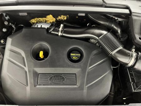 2015-Land-Rover-Range-Rover-Evoque-20-Si4-HSE-Dynamic_11