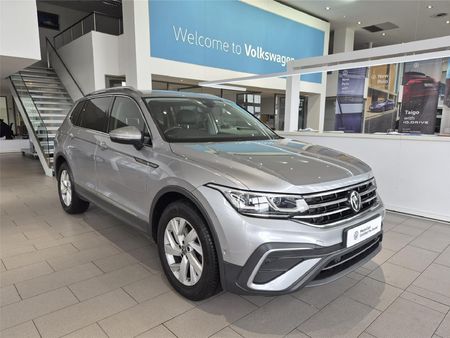 2022-Volkswagen-Tiguan-Allspace-14-TSI-Life-DSG-Auto_0