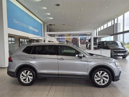 2022-Volkswagen-Tiguan-Allspace-14-TSI-Life-DSG-Auto_1
