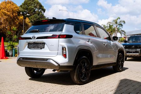 2026-Toyota-Urban-Cruiser-15-XR-Auto_4