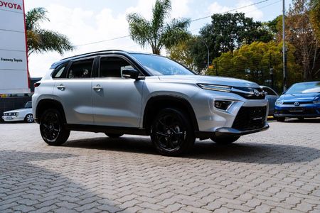 2026-Toyota-Urban-Cruiser-15-XR-Auto_6