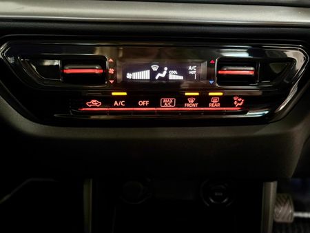 2026-Suzuki-Swift-12-GL_4