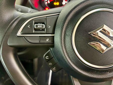 2026-Suzuki-Swift-12-GL_8