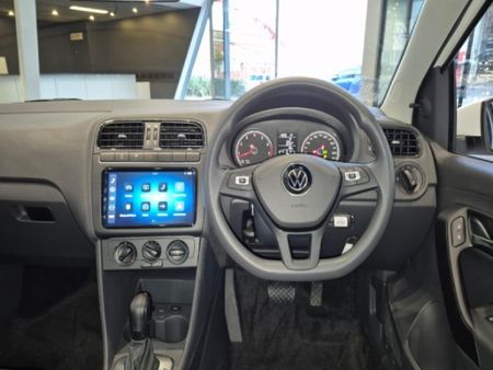 2026-Volkswagen-Polo-Vivo-16-Life_9