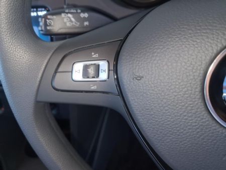 2026-Volkswagen-Polo-Vivo-16-Life_4