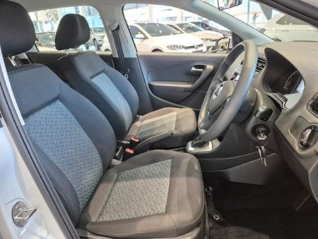 2026-Volkswagen-Polo-Vivo-16-Life_7