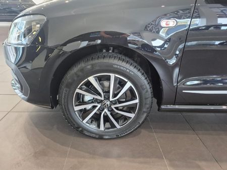 2026-Volkswagen-Polo-Vivo-16-Life_1
