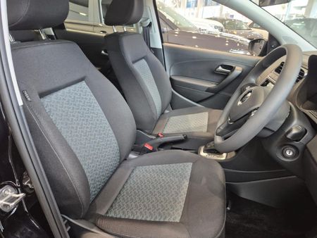 2026-Volkswagen-Polo-Vivo-16-Life_6