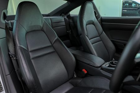 2020-Porsche-911-Carrera_17