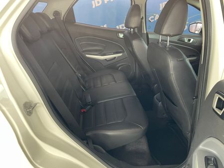 2014-Ford-EcoSport-15-TDCi-Titanium_10