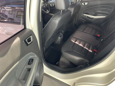 2014-Ford-EcoSport-15-TDCi-Titanium_15