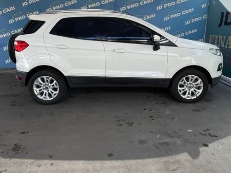 2014-Ford-EcoSport-15-TDCi-Titanium_4