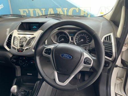 2014-Ford-EcoSport-15-TDCi-Titanium_7