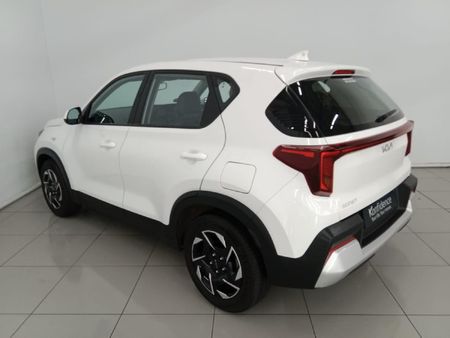 2024-Kia-Sonet-15-LX_4
