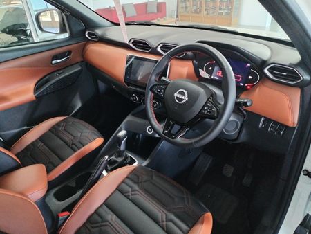 2026-Nissan-Magnite-10T-Acenta-Plus-Auto_7