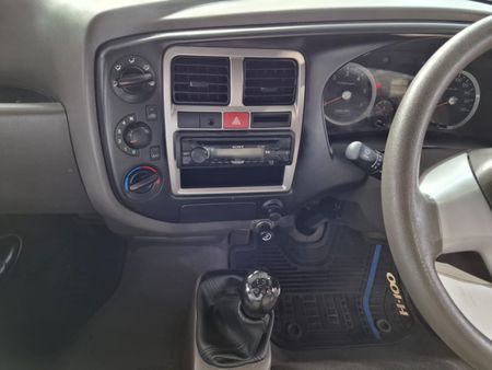 2020-Hyundai-H100-Bakkie-26D-Dropside_18