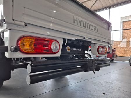 2020-Hyundai-H100-Bakkie-26D-Dropside_27