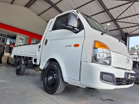 2020-Hyundai-H100-Bakkie-26D-Dropside_30