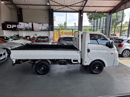 2020-Hyundai-H100-Bakkie-26D-Dropside_7