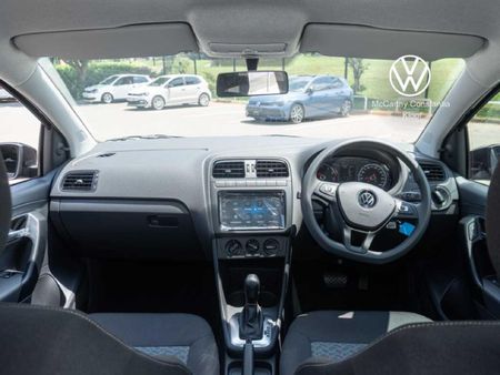 2026-Volkswagen-Polo-Vivo-16-Life_11