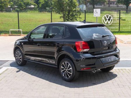 2026-Volkswagen-Polo-Vivo-16-Life_1