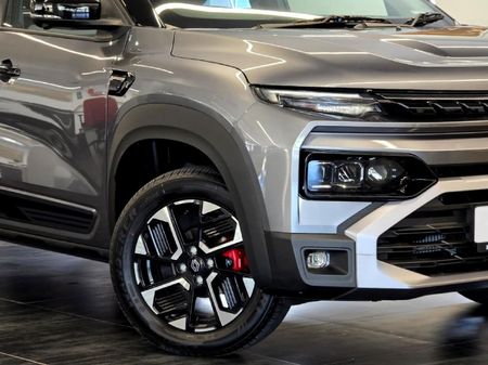 2026-Renault-Kiger-10T-Iconic-CVT-Auto_1