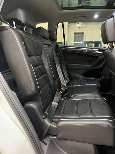 2018-Volkswagen-Tiguan-Allspace-20-TSI-Comfortline-4Motion-Auto-132kW_11