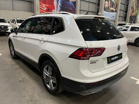 2018-Volkswagen-Tiguan-Allspace-20-TSI-Comfortline-4Motion-Auto-132kW_4