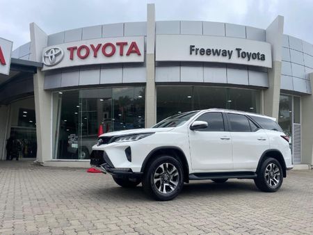 2026-Toyota-Fortuner-28-GD-6-RB-Auto_0