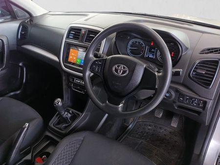 2022-Toyota-Urban-Cruiser-15-Xs_11