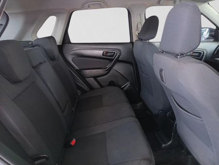 2022-Toyota-Urban-Cruiser-15-Xs_15