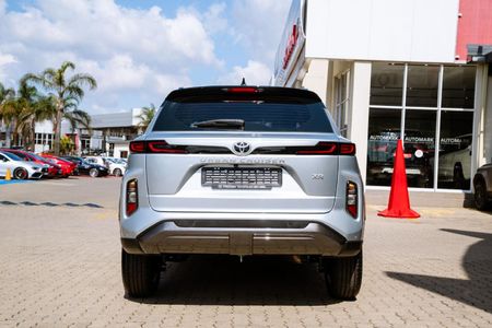 2026-Toyota-Urban-Cruiser-15-XR-Auto_4