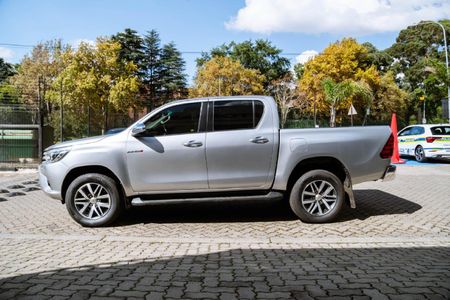 2017-Toyota-Hilux-28-GD-6-Raider-4x4-Double-Cab-Auto_2