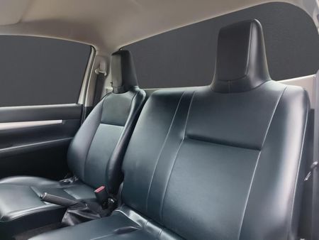 2023-Toyota-Hilux-24-GD-Single-Cab_11