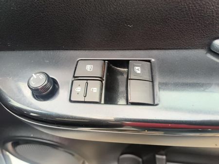2023-Toyota-Hilux-24-GD-Single-Cab_17