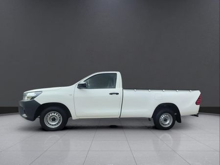 2023-Toyota-Hilux-24-GD-Single-Cab_3