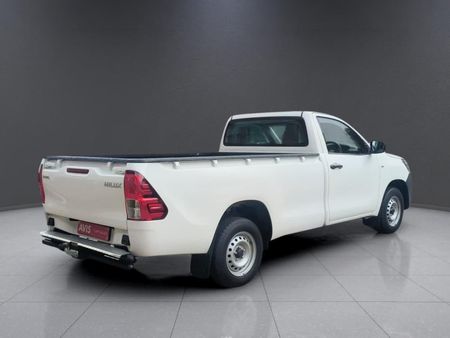 2023-Toyota-Hilux-24-GD-Single-Cab_6