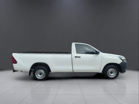 2023-Toyota-Hilux-24-GD-Single-Cab_7