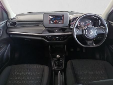 2025-Suzuki-Swift-12-GL_14