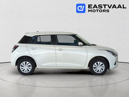 2025-Suzuki-Swift-12-GL_7