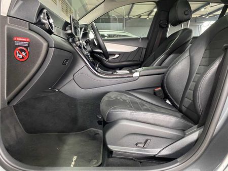 2021-Mercedes-Benz-GLC-220d-4Matic_7