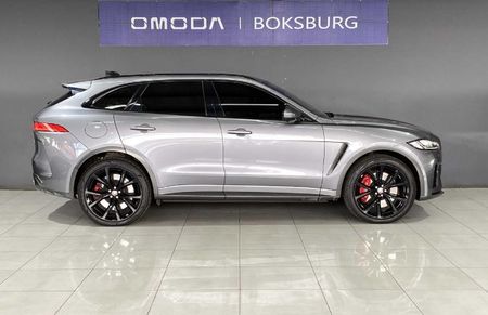 2020-Jaguar-F-Pace-50-V8-SVR_3