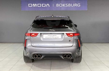 2020-Jaguar-F-Pace-50-V8-SVR_4